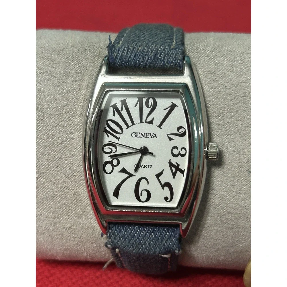 Geneva Blue Denim Women's 32mm Fashion Watch New Battery
